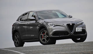 オンロードが似合う注目のSUVたち　Part 1｜アルファロメオ ステルヴィオ