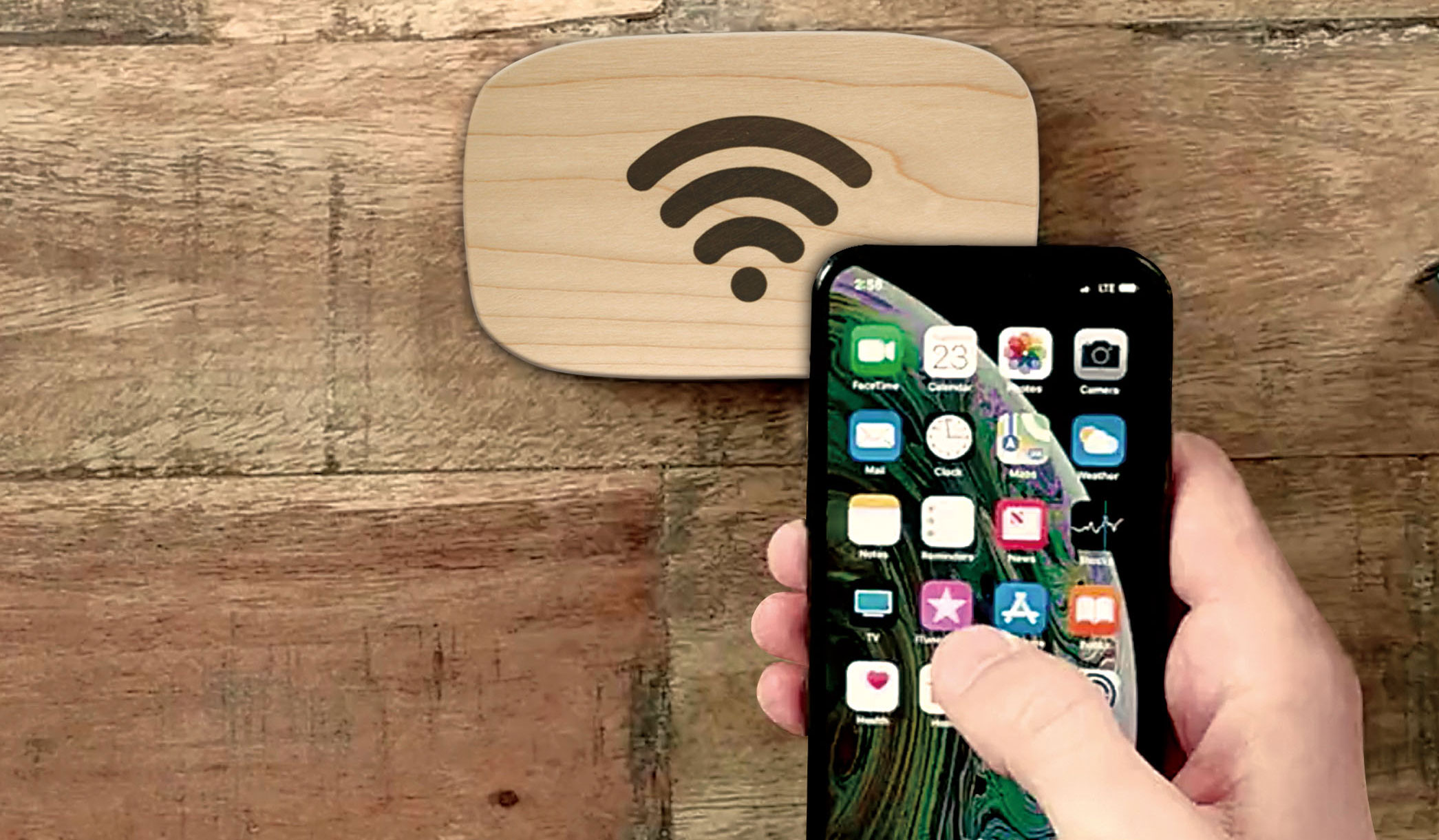 スマホをかざすだけでWi-Fi接続できる画期的なデバイス|Ten One Design