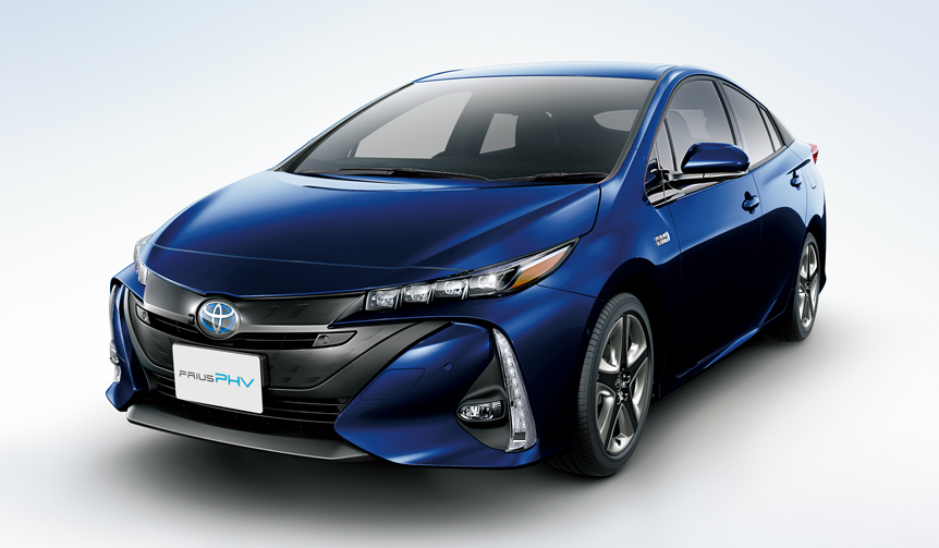 プリウスPHVにブラッシュアップを実施|Toyota