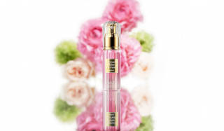 “プリンセス・マサコ ローズ”のエキスを濃縮した美容液｜MiMC