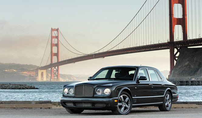  BENTLEY ARNAGE T/R/RL｜ルマンのコーナーにちなんで
