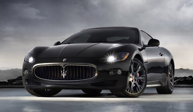  MASERATI GRANTURISMO S｜スポーツとエレガンスを見事に表現した2ドアクーペ ギャラリー