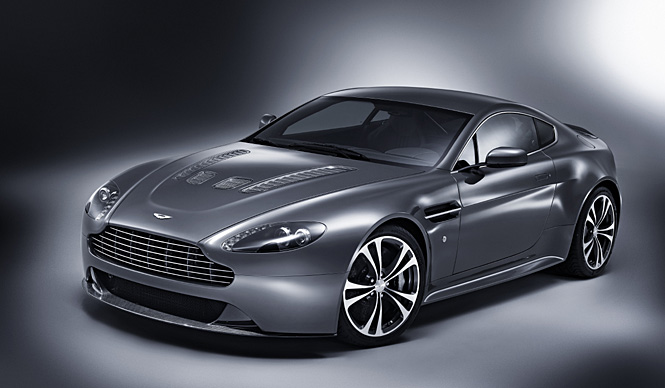  ASTON MARTIN V12 VANTAGE｜史上最強のアストン ギャラリー