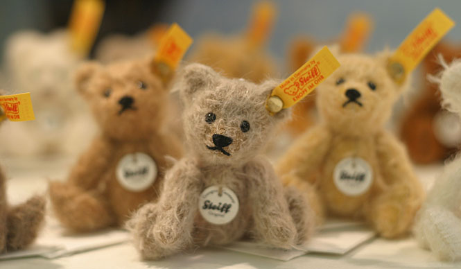  リヤドロブティック銀座本店に『シュタイフ』のフロア誕生 photo