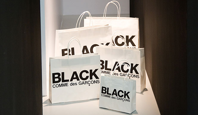  伊勢丹新宿店本店2階「ブラック・コム デ ギャルソン」デビュー ギャラリー