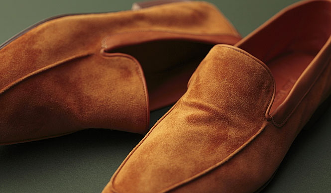  JOHN LOBB｜きわめてジョン ロブらしいルームシューズ＆トラベルシューズ新発売 ギャラリー