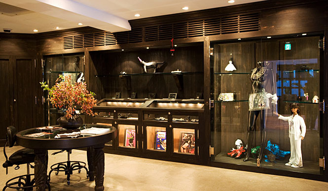  CHROME HEARTS│Joe Foti Art Exhibition「FLOOJIN STAMP ART SHOW」開催中 ギャラリー