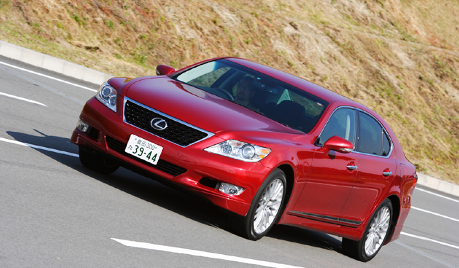  レクサス LS460 バージョンSZ｜スポーティな感覚を拡大 ギャラリー