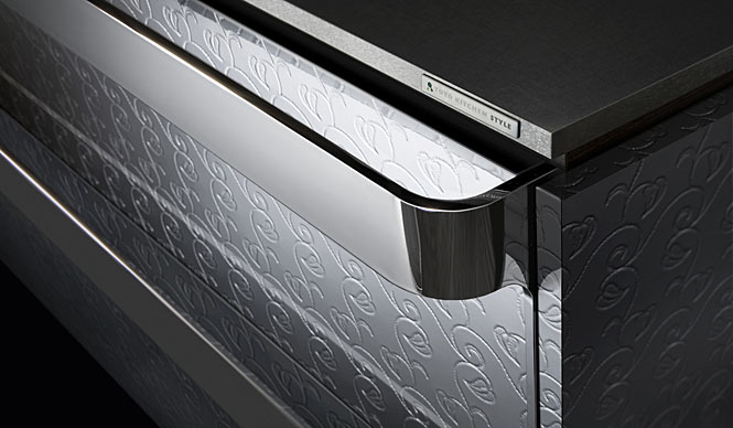  トーヨーキッチンからキッチン「INO シルバーアラベスク」発売 ギャラリー