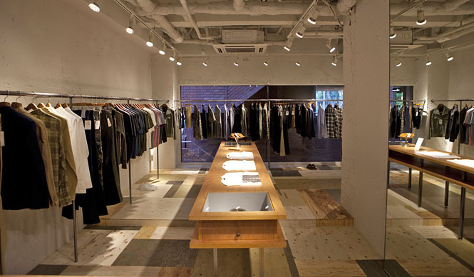  WHEREABOUTS｜「WHEREABOUTS」直営旗艦店が移転オープン ギャラリー