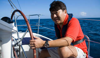  IWC｜作家、鈴木光司氏に訊く、機械式時計とヨットの魅力 ギャラリー