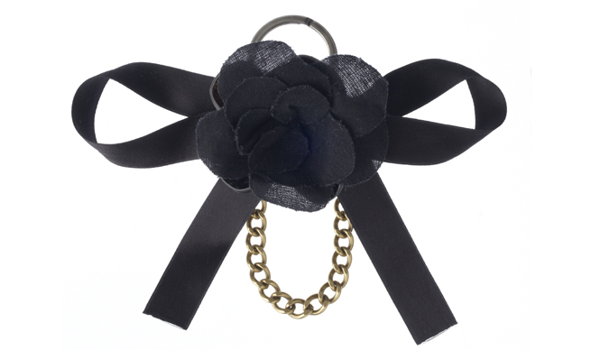  MARNI｜花がモチーフのMARNIクリスマス限定アクセサリー ギャラリー