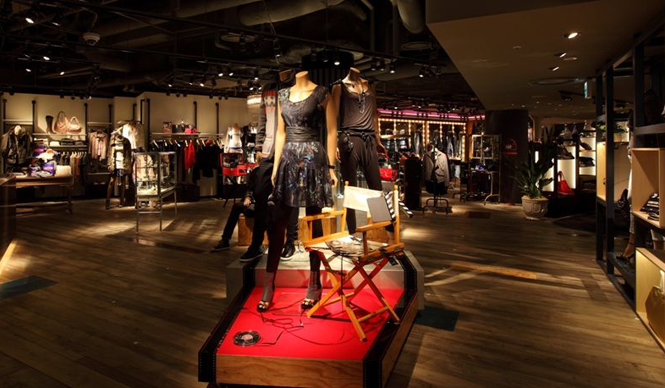  DIESEL｜世界初の大型コンセプトストアが渋谷にOPEN！ ギャラリー