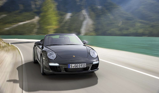  PORSCHE 911 Black Edition ギャラリー