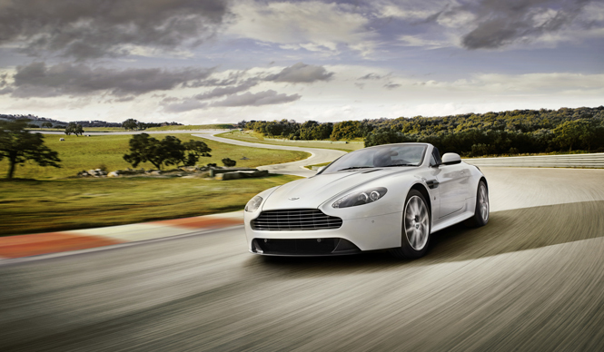  ASTON MARTIN V8 Vantage S ギャラリー