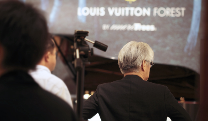  more trees × ルイ・ヴィトン｜「ルイ・ヴィトンの森」が六本木に出現！ ギャラリー
