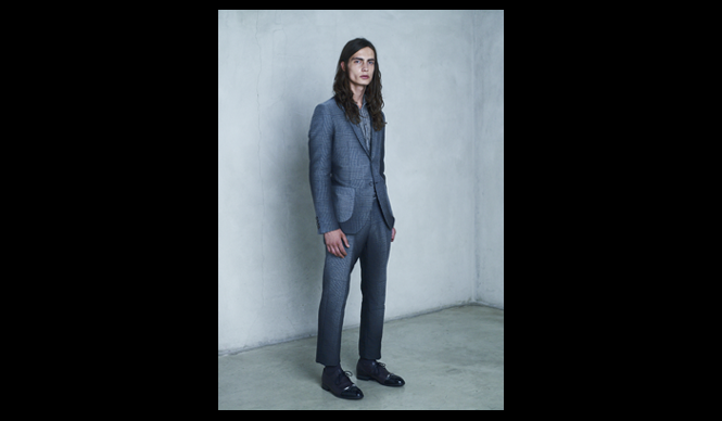  MIHARAYASUHIRO｜日本人デザイナーの最新ルック──先鋭と成熟 2012SS ギャラリー