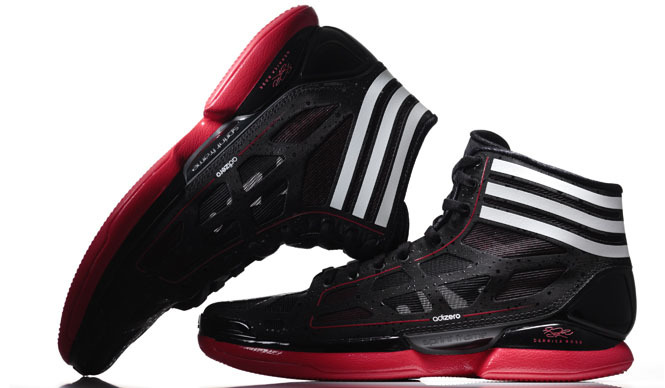  adidas｜超軽量バッシュ「adizero crazy light」実感リポート ギャラリー