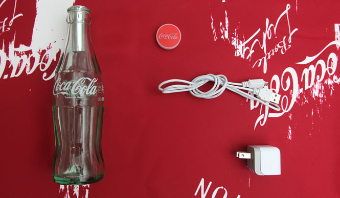 Coca-Cola｜“コンツアーボトル”を再利用した「コカ・コーラ　ボトルライト」125個限定発売 ギャラリー