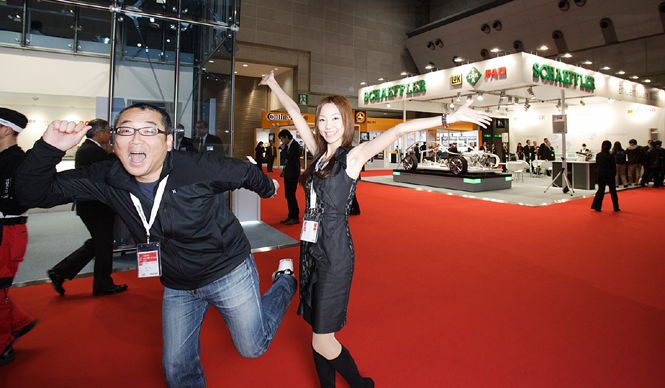 第42回東京モーターショー2011｜渡辺敏史と清水久美子がいく 部品ブースウォッチング ギャラリー