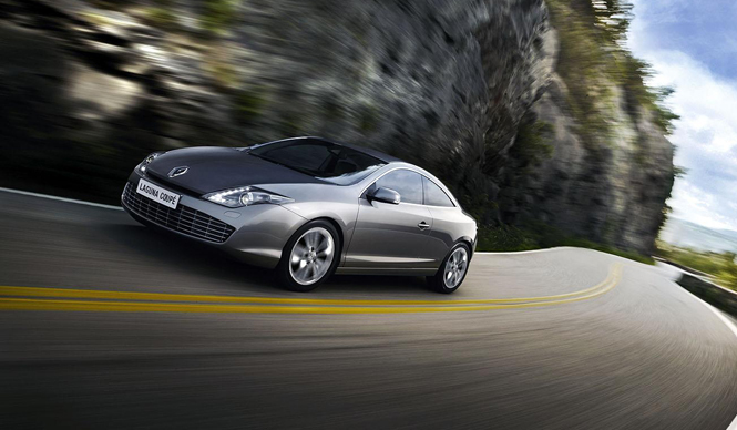 ルノーがラグナ・クーペ「コレクション2012」を発表｜RENAULT ギャラリー