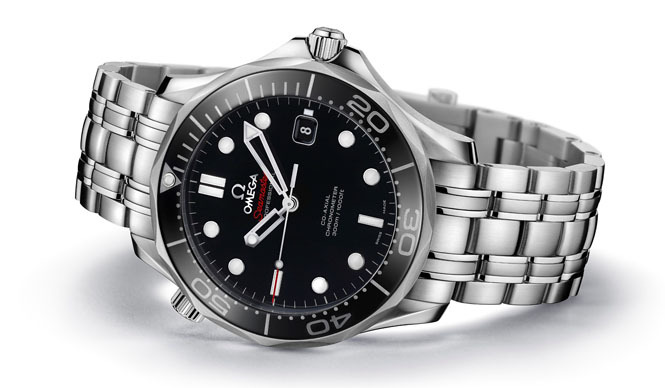 OMEGA｜名作がリニューアル「シーマスター プロダイバーズ300M」 ギャラリー