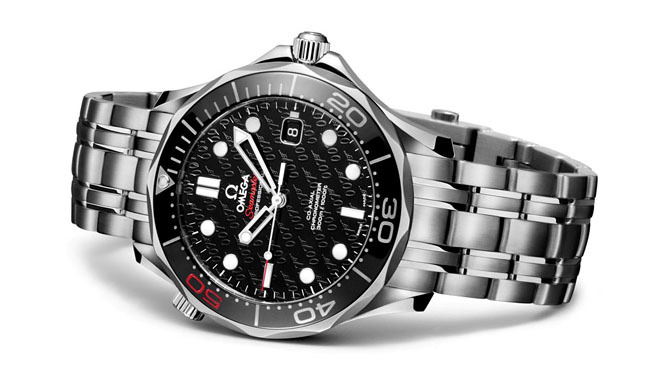 OMEGA｜ボンド映画50周年 記念限定モデル「シーマスター プロダイバーズ300M」 ギャラリー