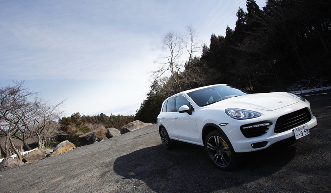PORSCHE Cayenne turbo｜SUV最強のパフォーマンス ギャラリー