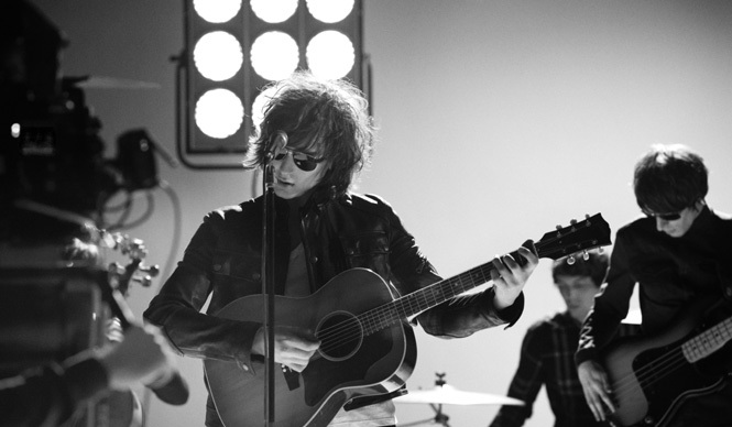 BURBERRY｜新アイウエアコレクションが発売 ギャラリー