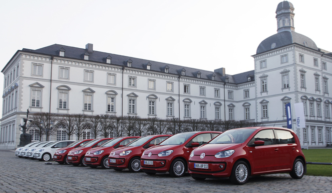 フォルクスワーゲンup!4ドアにデュッセルドルフで試乗|Volkswagen ギャラリー