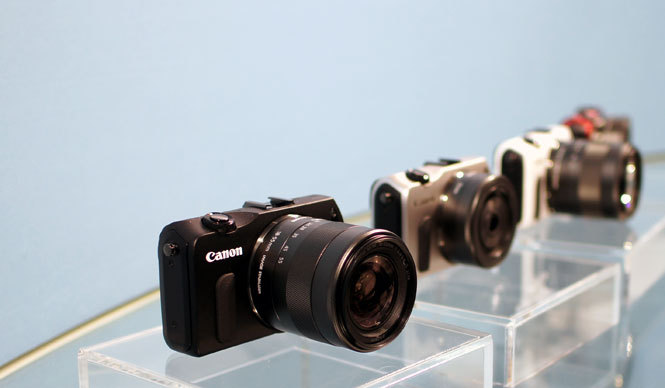 キヤノン｜ついにミラーレスが登場！ ギャラリー