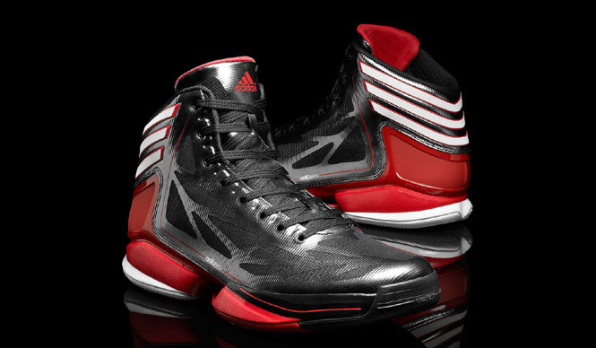 adidas｜アディダスバスケットボールシューズ史上最軽量！