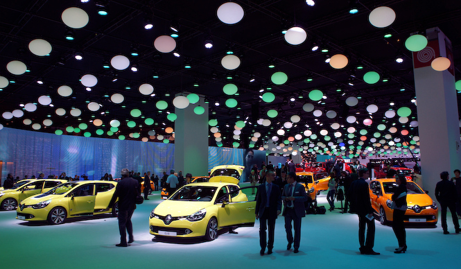 パリ現地リポート｜Renault ギャラリー