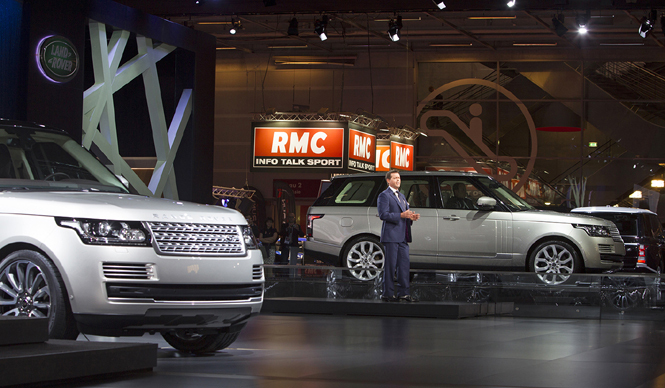 パリ現地リポート｜Range Rover ギャラリー