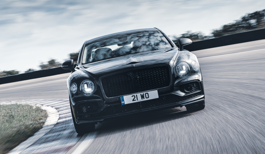 ベントレー新型フライングスパー、今月公開|Bentley