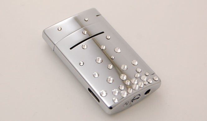 S.T. Dupont｜「ミニジェット」ライターにスワロフスキー・エレメントを使用した新コレクション ギャラリー