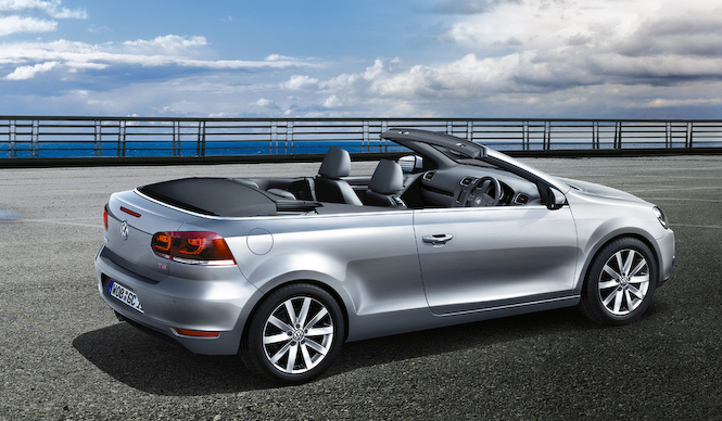 ゴルフ カブリオレ、ナビなどを標準装備｜Volkswagen ギャラリー