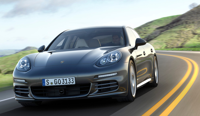 2代目パナメーラ、パワートレインを一新｜Porsche ギャラリー