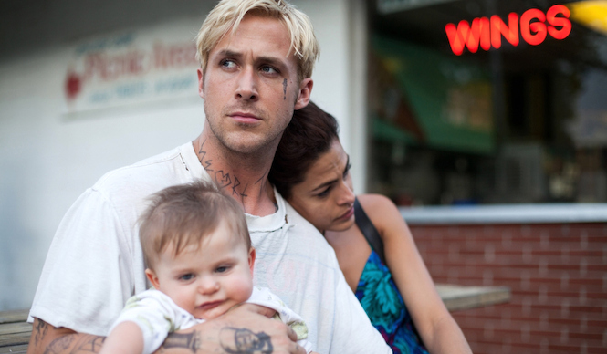 MOVIE｜試写会に5組10名様をご招待！　『プレイス・ビヨンド・ザ・パインズ／宿命』 ギャラリー