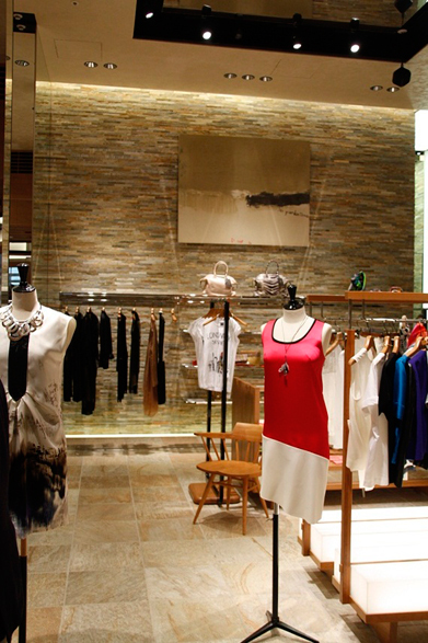 STRASBURGO｜初のウィメンズオンリーショップが「グランフロント大阪」にオープン ギャラリー