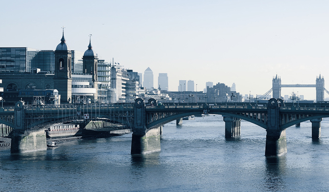 沖野修也｜連載｜Jazzin' Trip｜Vol. 2 イギリス・ロンドン GALLERY