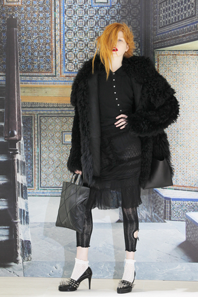 萩原輝美｜ロエベ×ジュンヤ・ワタナベ、ニュースなコラボが実現（1）