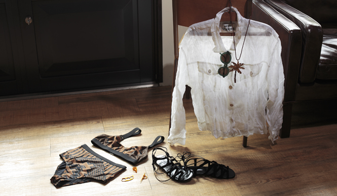 特集｜今年の水着はどう着る!?　真夏のビーチスタイル 6