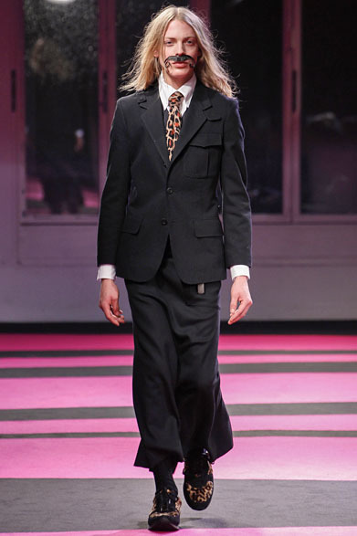 YOHJI YAMAMOTO｜山本耀司自身が着たいスタイル＆サイズの服 ギャラリー