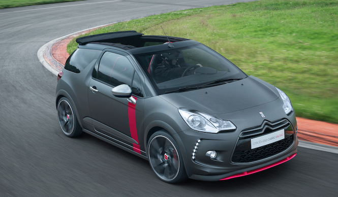 シトロエン DS3 カブリオに「レーシング」｜Citroen