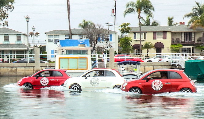 水上用フィアット500あらわる｜Fiat ギャラリー