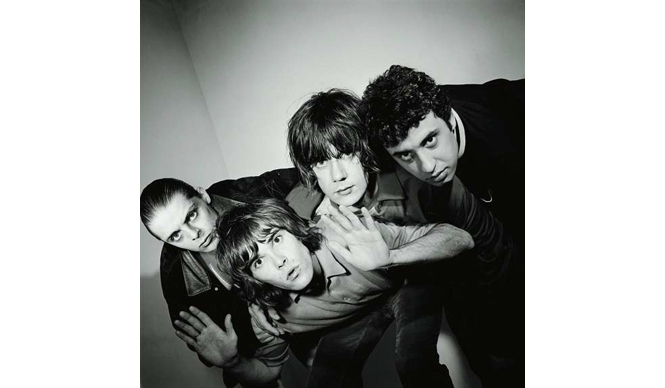 BOOK｜伝説のカメラマン、デニス・モリスが撮り下ろしたザ・ストーン・ローゼズ！ ギャラリー