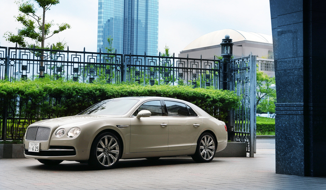 新型ベントレー フライングスパーに国内で試乗｜Bentley ギャラリー