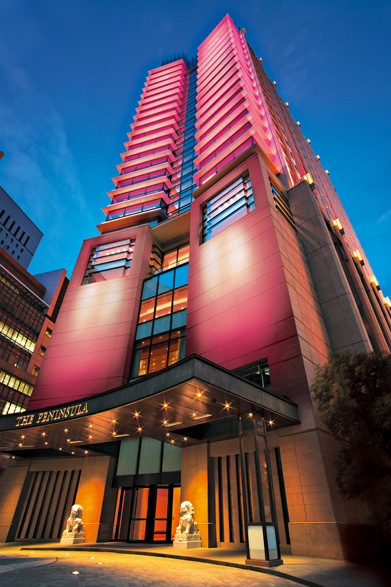 TRAVEL｜ピンクリボン活動啓発キャンペーン“ザ・ペニンシュラ・イン・ピンク” ギャラリー