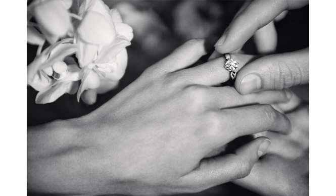 ブルガリ「デザイン・ユア・ラブ」ブライダル・フェア開催中｜BVLGARI